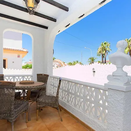 Ch Sola Villa *